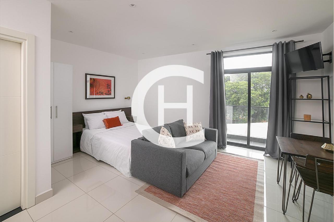 Embassy Gardens By Clifton Homes Akra Zewnętrze zdjęcie